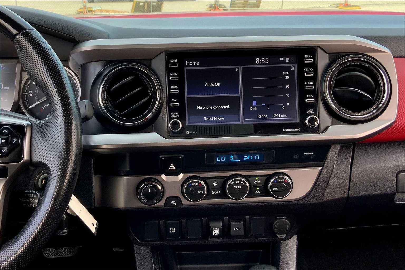 2021 Toyota Tacoma SR5 photo 6