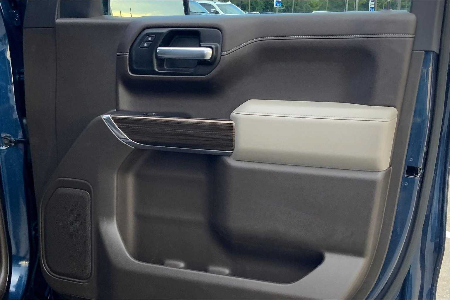 2021 Chevrolet Silverado 1500 LT Trail Boss photo 40