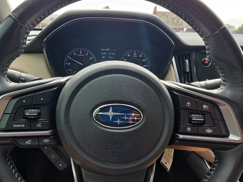 2022 Subaru Outback Premium photo 19