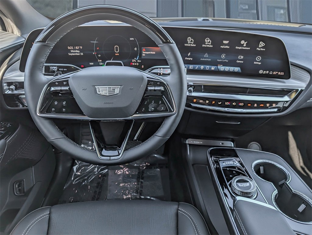 2026 Cadillac Lyriq Luxury photo 27