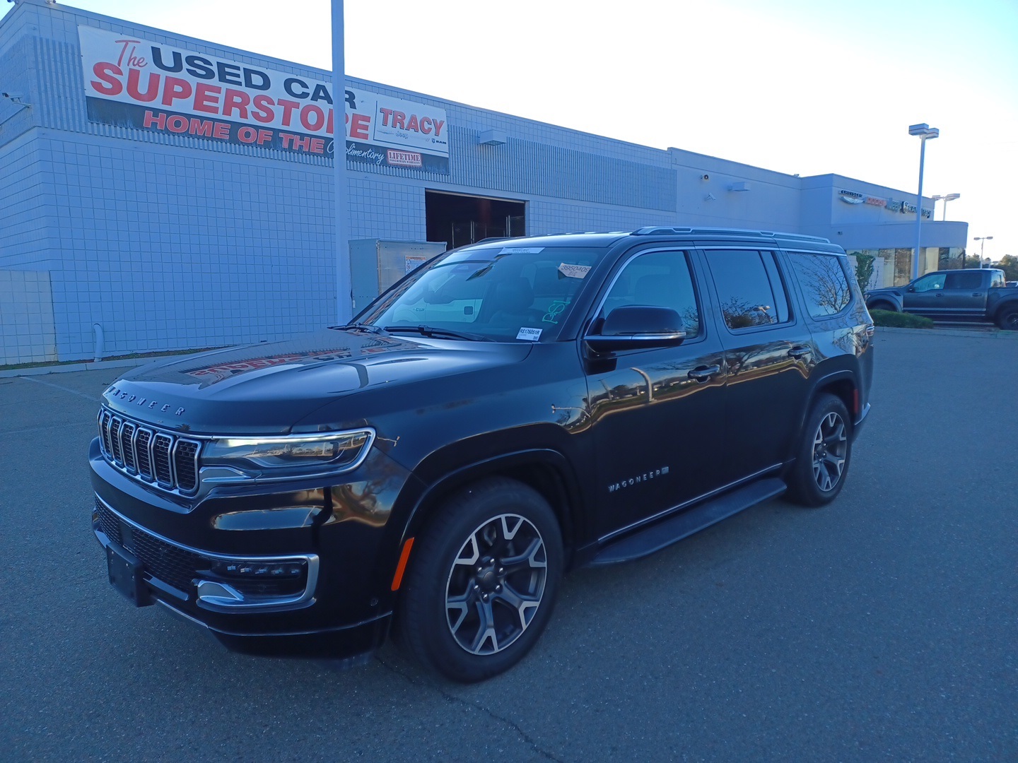 2024 Jeep Wagoneer Series III's photo