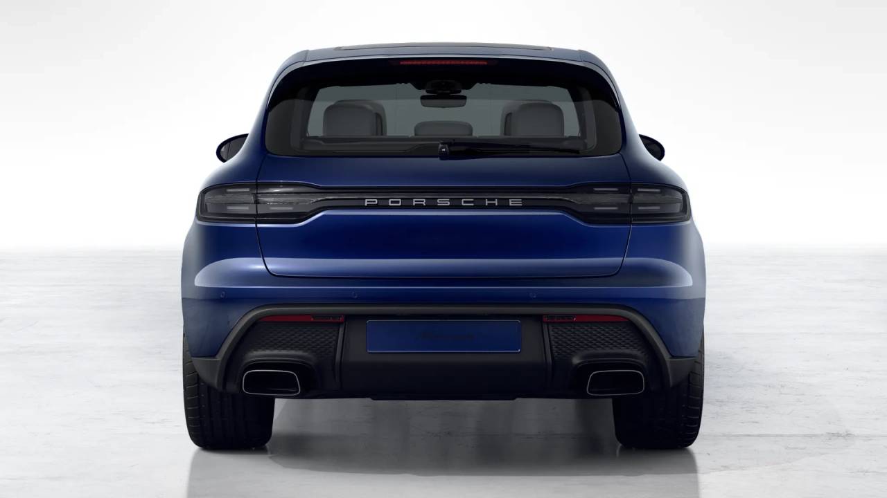 2026 Porsche Macan T photo 8