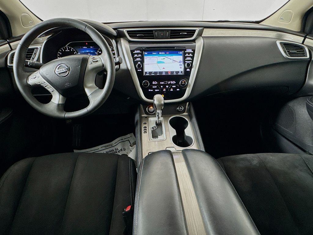 2016 Nissan Murano SV photo 26