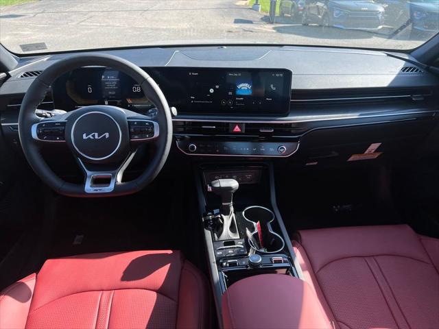 2026 Kia K5 GT-Line photo 16