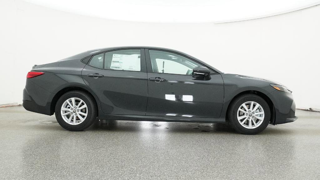 2026 Toyota Camry LE photo 26