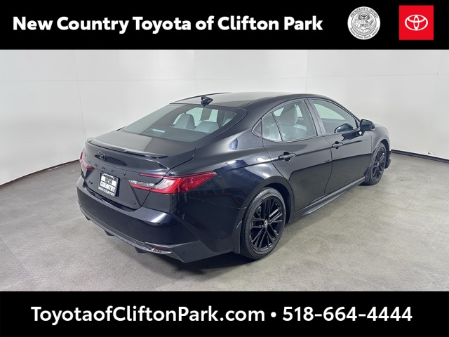2025 Toyota Camry SE photo 2