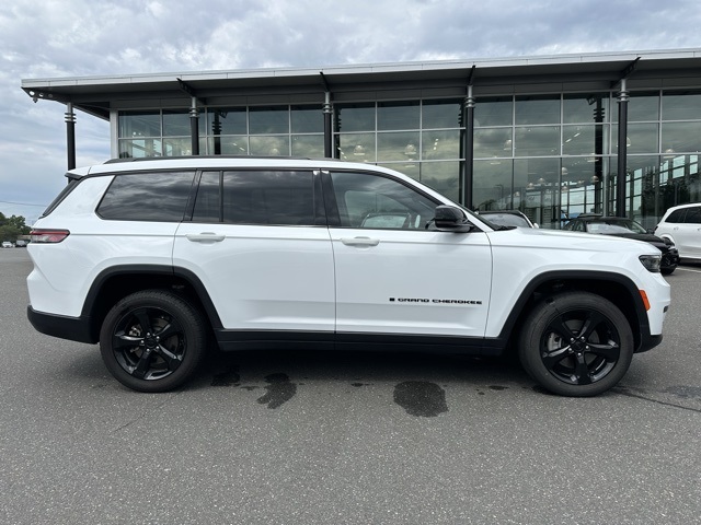 2023 Jeep Grand Cherokee Altitude photo 8