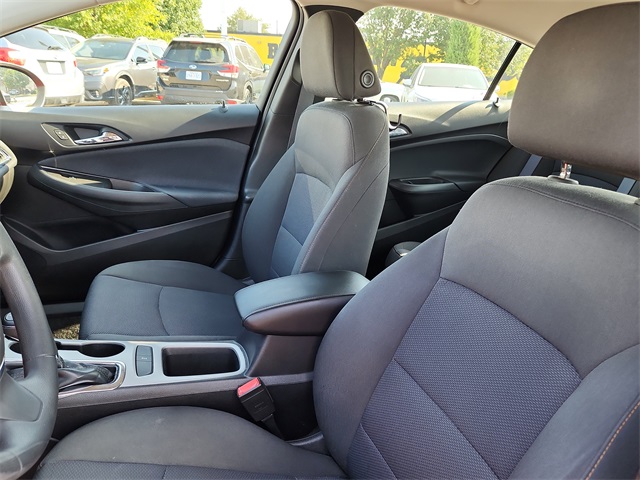 2018 Chevrolet Cruze LS photo 10