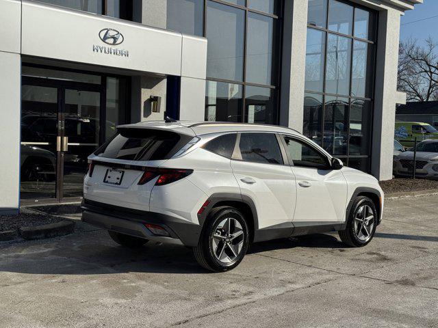2025 Hyundai Tucson SEL photo 4
