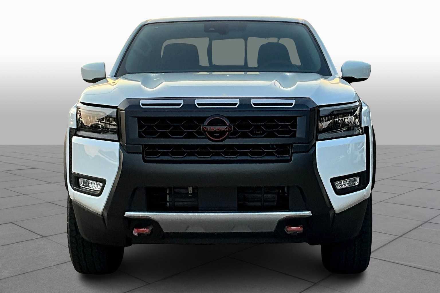 2026 Nissan Frontier PRO-X photo 3
