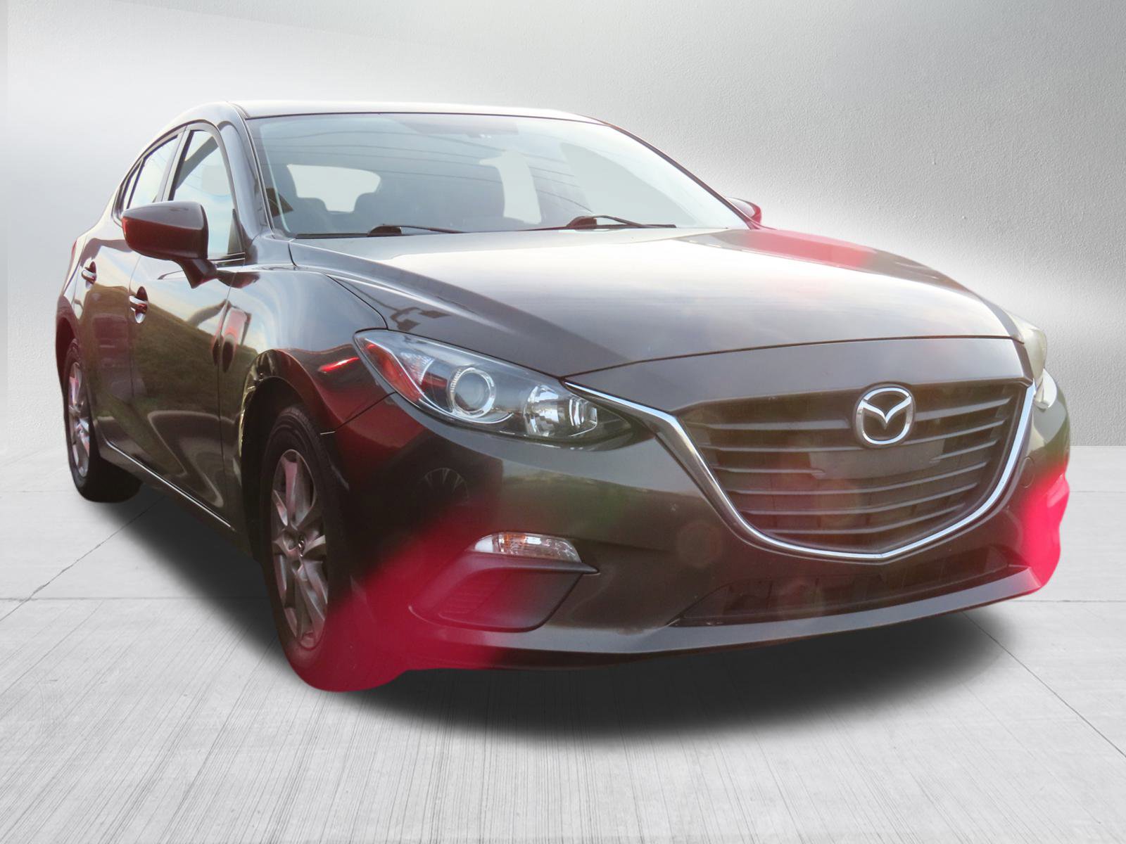 2015 Mazda MAZDA3 i Sport's photo