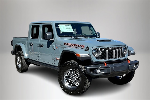 2025 Jeep Gladiator Mojave X's photo