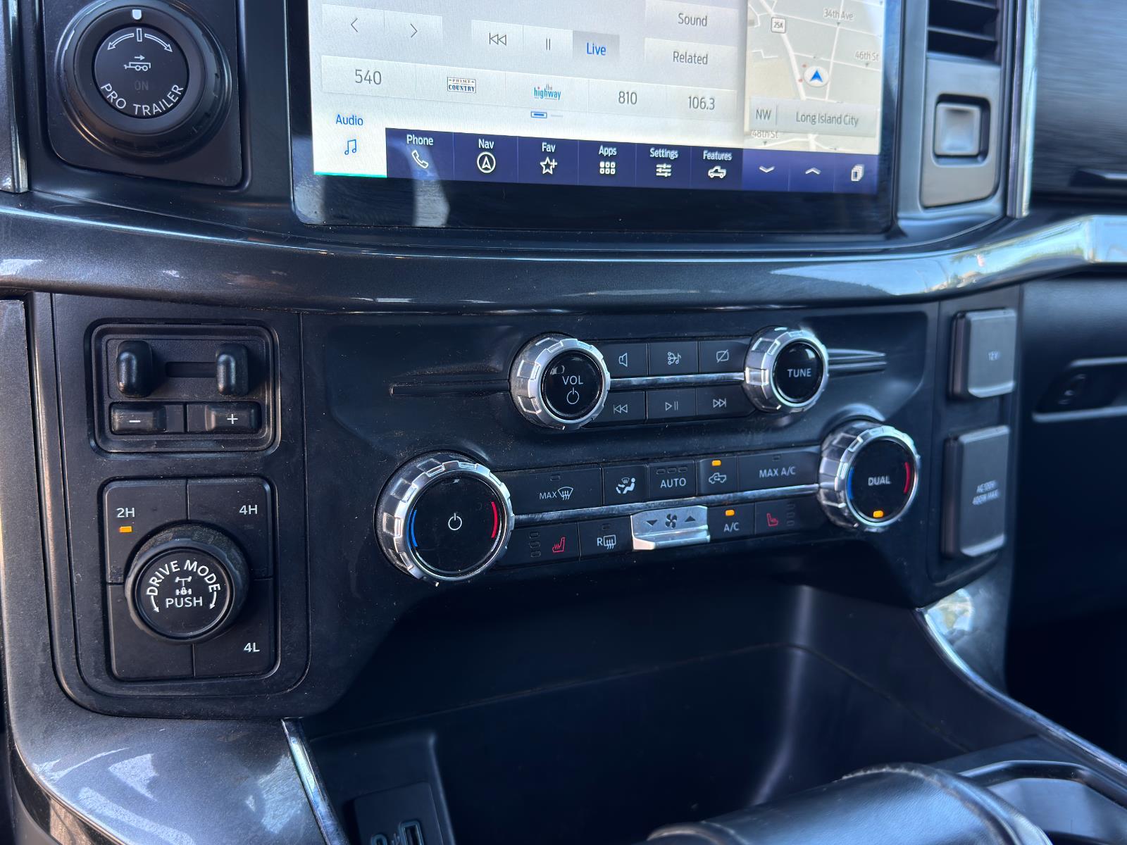 2022 Ford F-150 XLT photo 22
