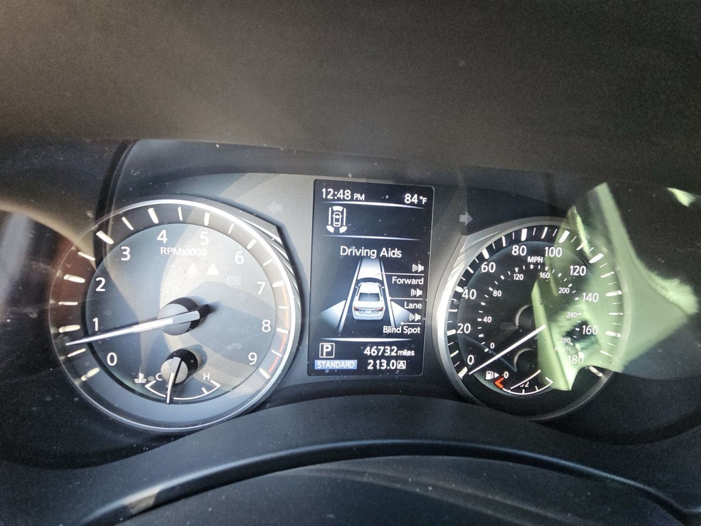 2022 Infiniti Q50 LUXE photo 10