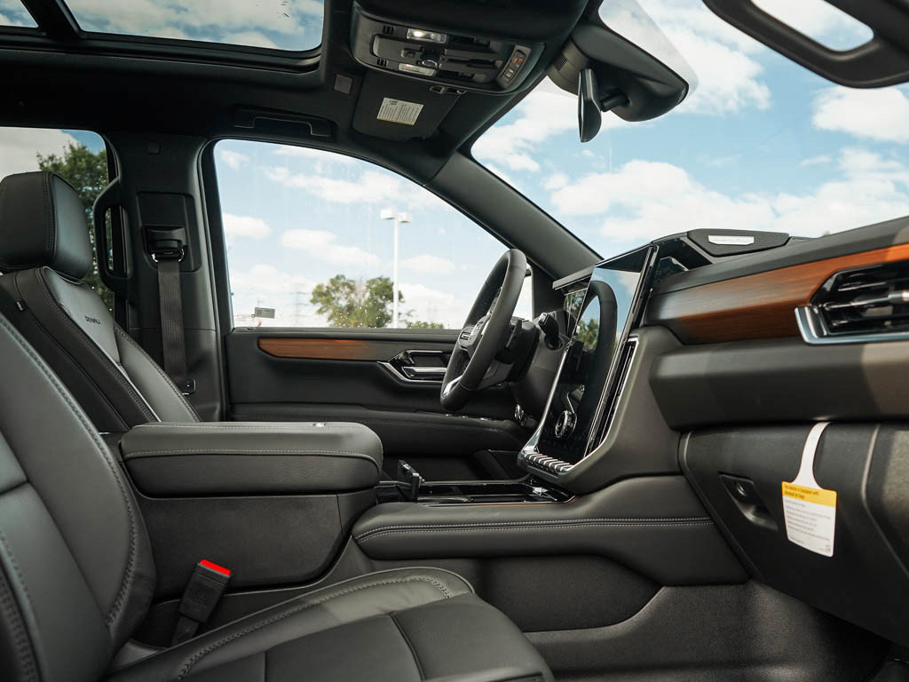 2025 Gmc Yukon Denali photo 9