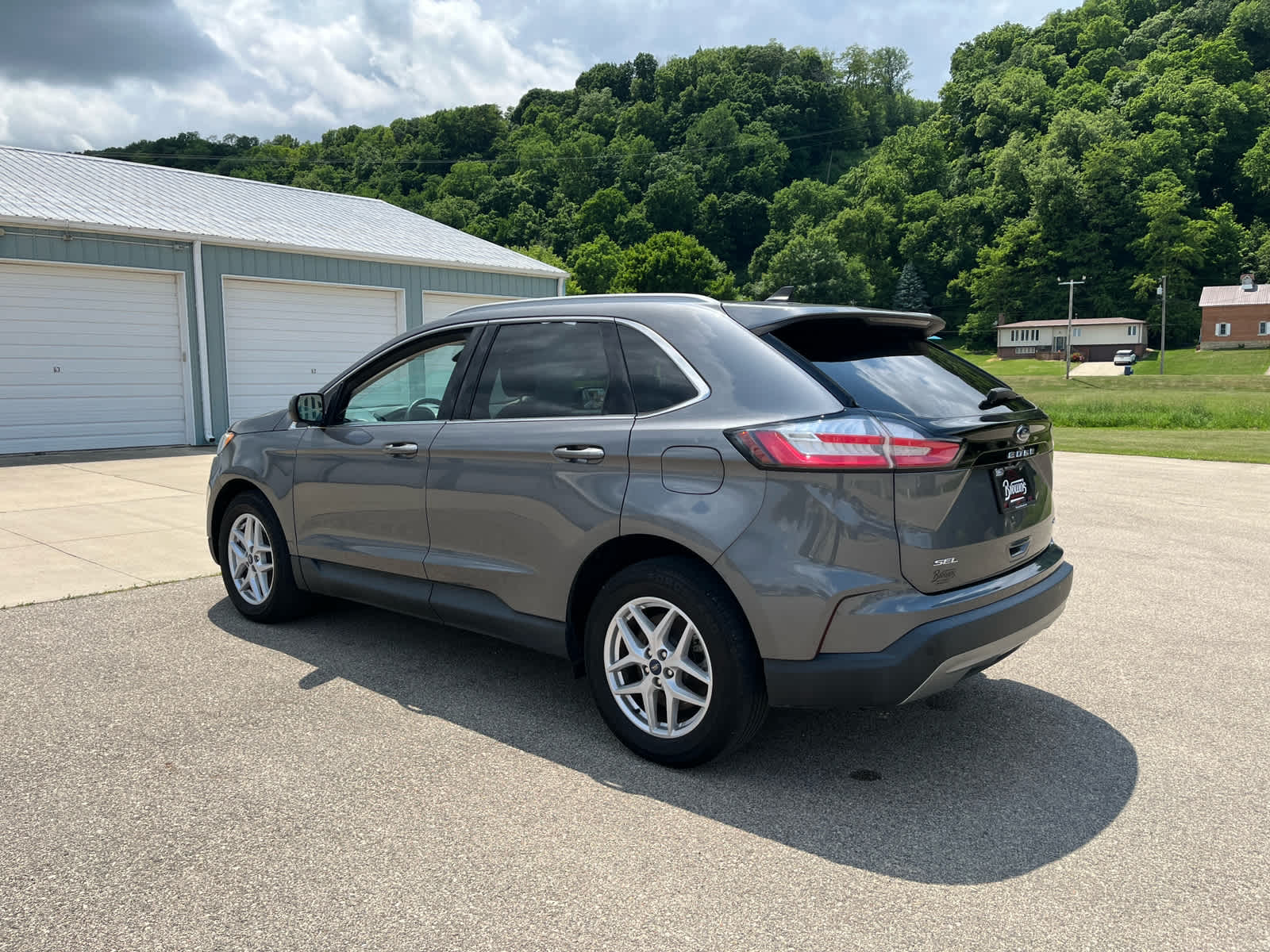 2022 Ford Edge SEL photo 3