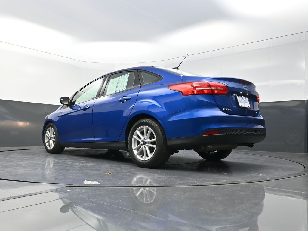 2018 Ford Focus SE photo 21