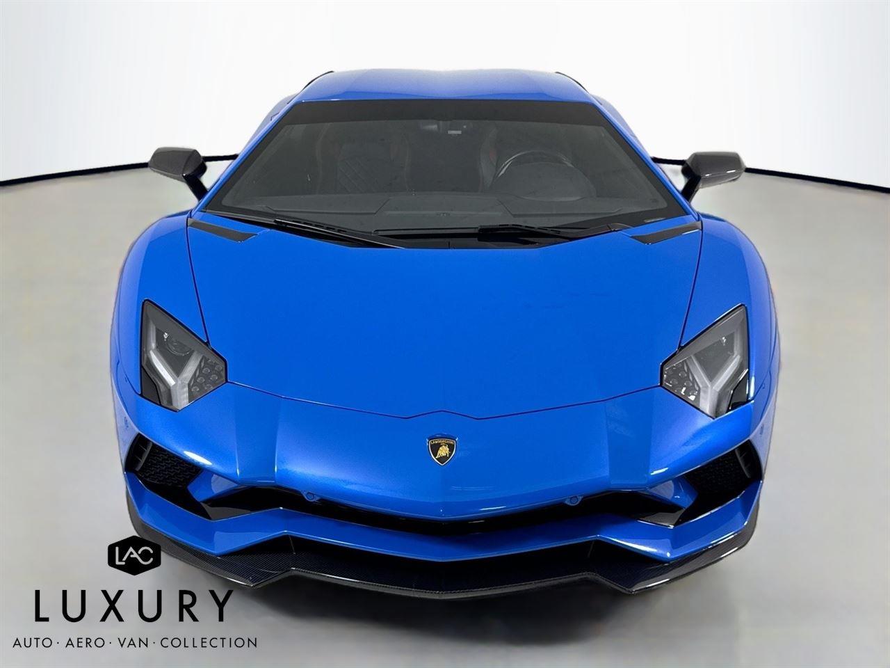 2018 Lamborghini Aventador LP 740-4 S photo 9