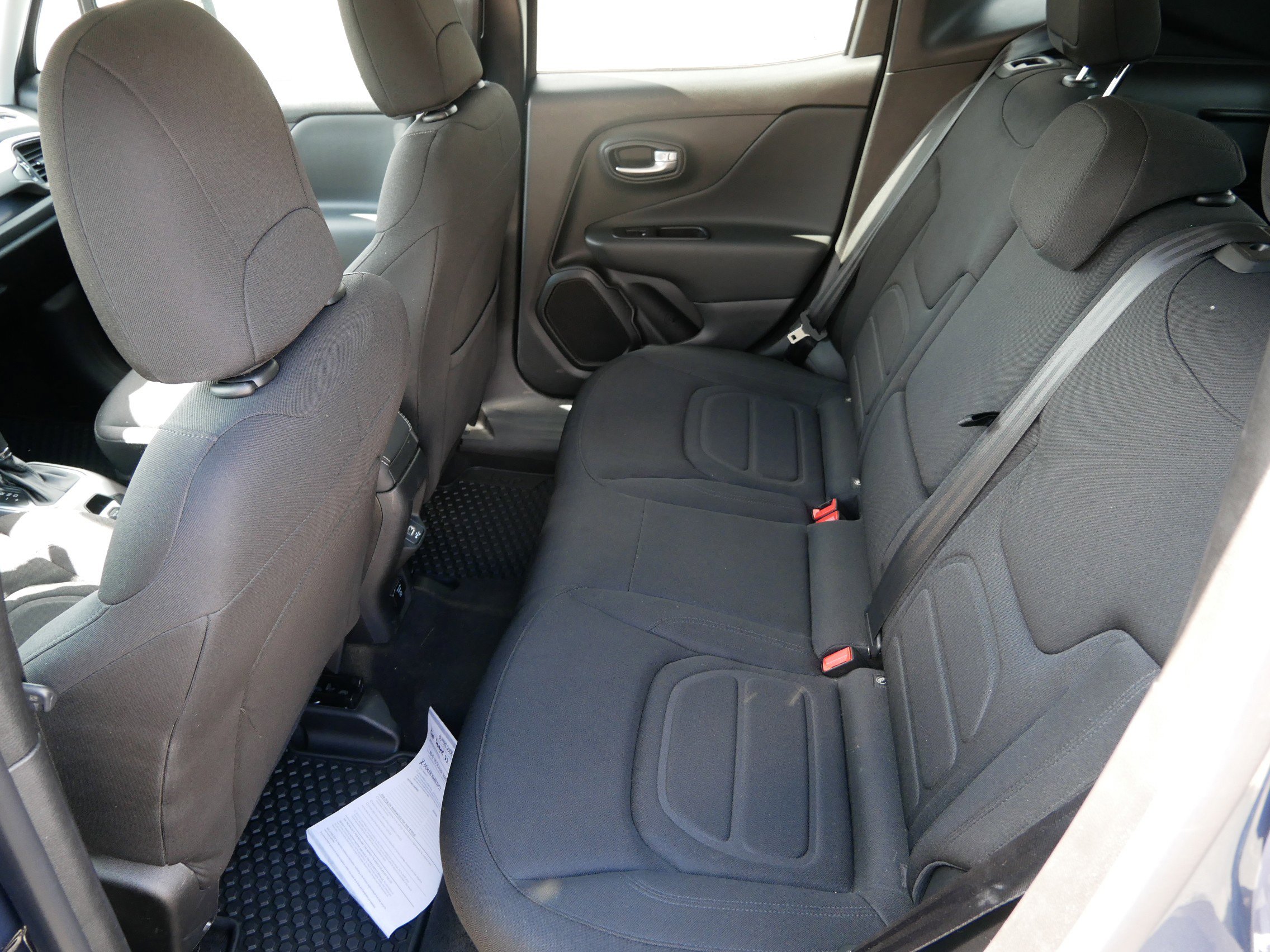 2022 Jeep Renegade Latitude photo 12