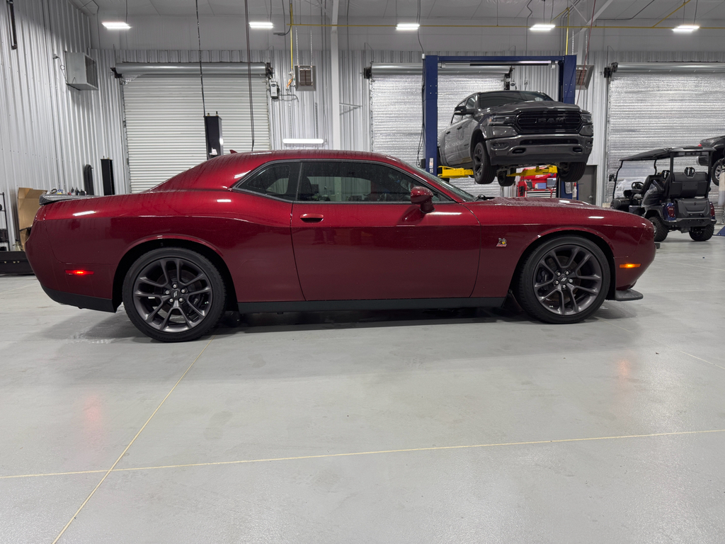 2022 Dodge Challenger R/T Scat Pack photo 11