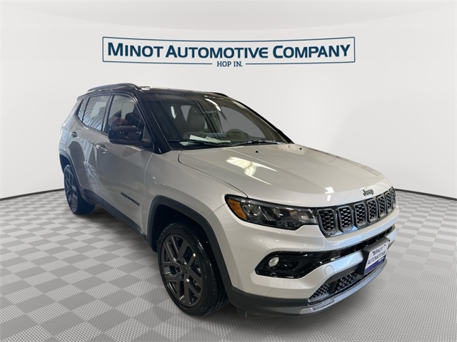 2026 Jeep Compass Limited Altitude's photo