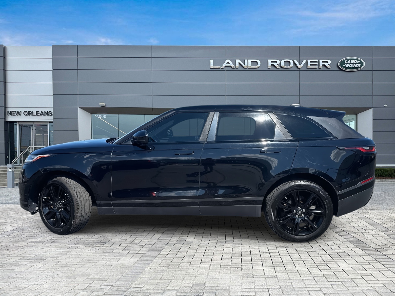 2020 Land Rover Range Rover Velar S photo 2