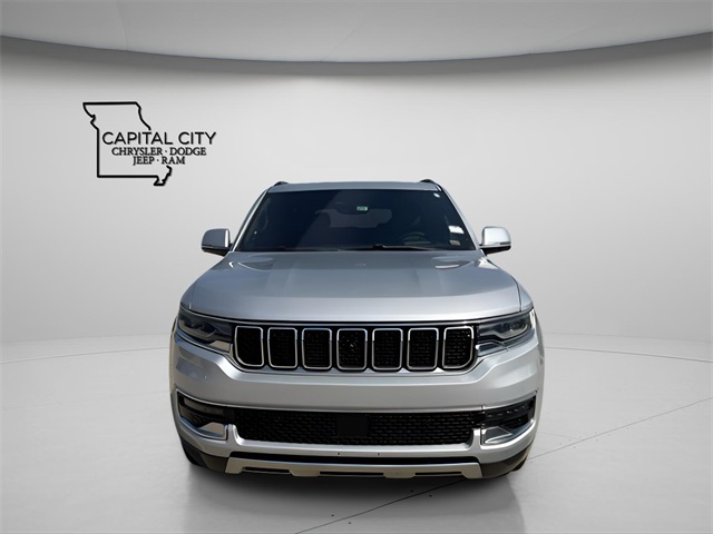 2022 Jeep Wagoneer Series III photo 2