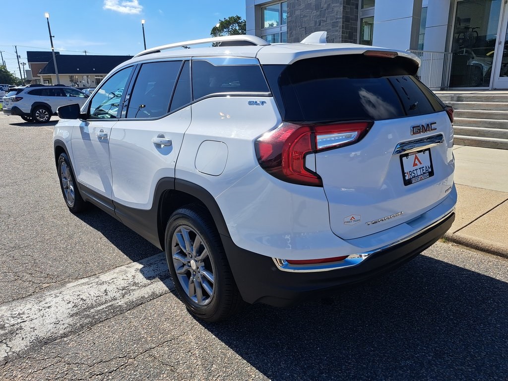 2022 Gmc Terrain SLT photo 4