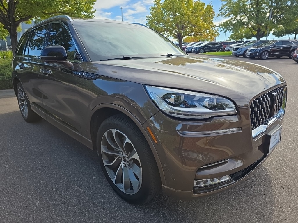 2022 Lincoln Aviator Grand Touring photo 8