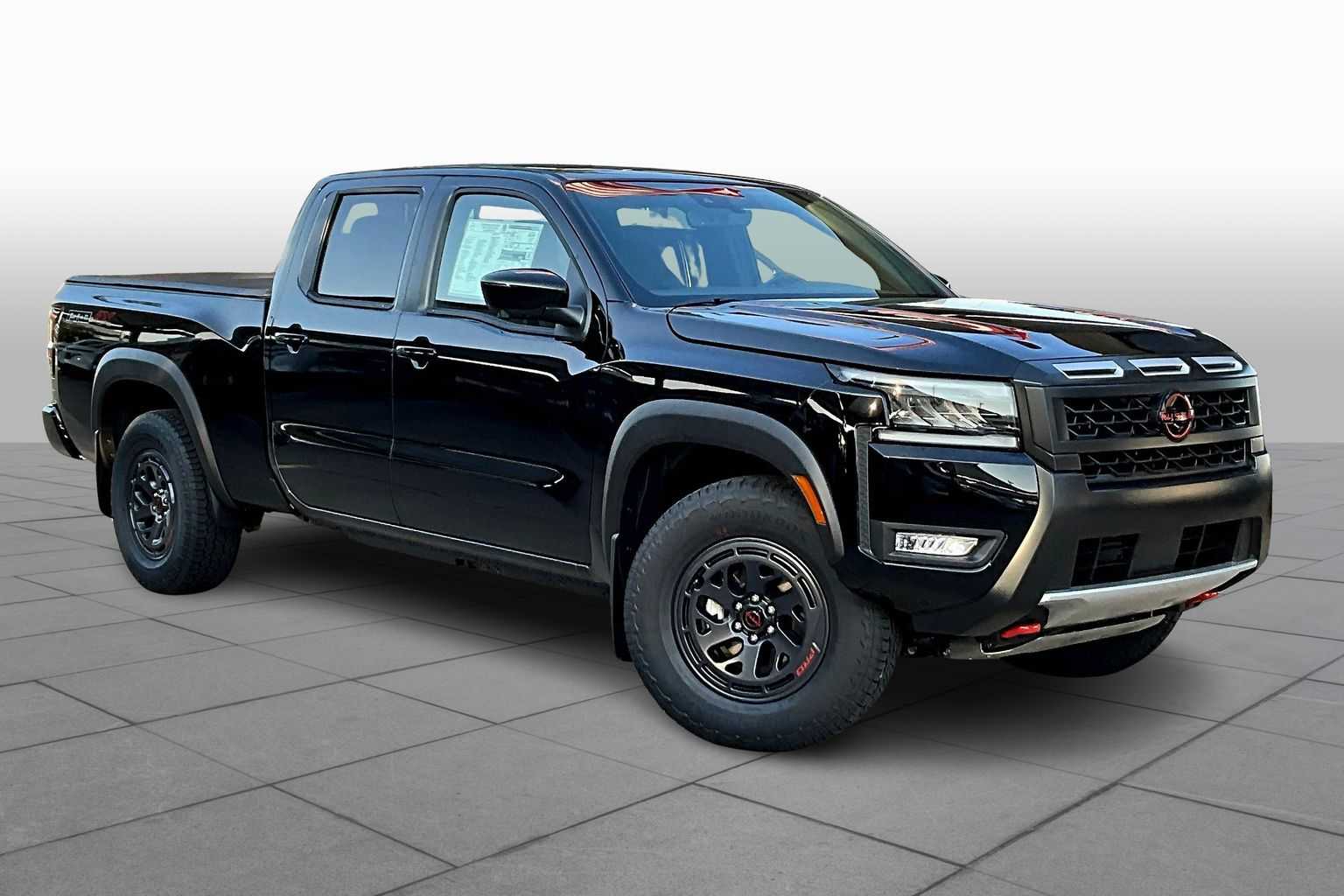 2026 Nissan Frontier PRO-4X photo 2