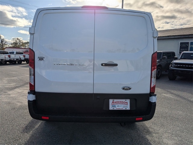 2024 Ford Transit photo 5