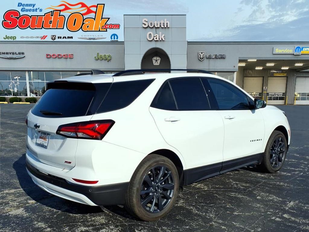 2024 Chevrolet Equinox RS photo 3