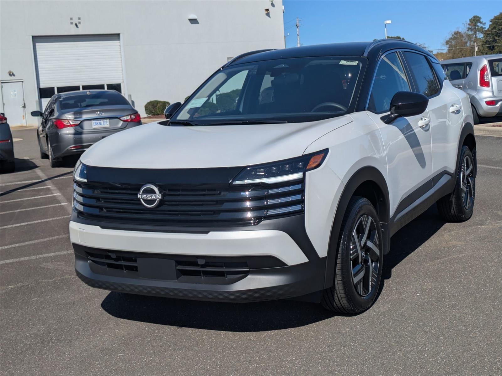 2026 Nissan KICKS SV's photo