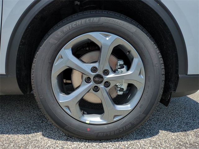 2025 Ford Escape ST-Line photo 8