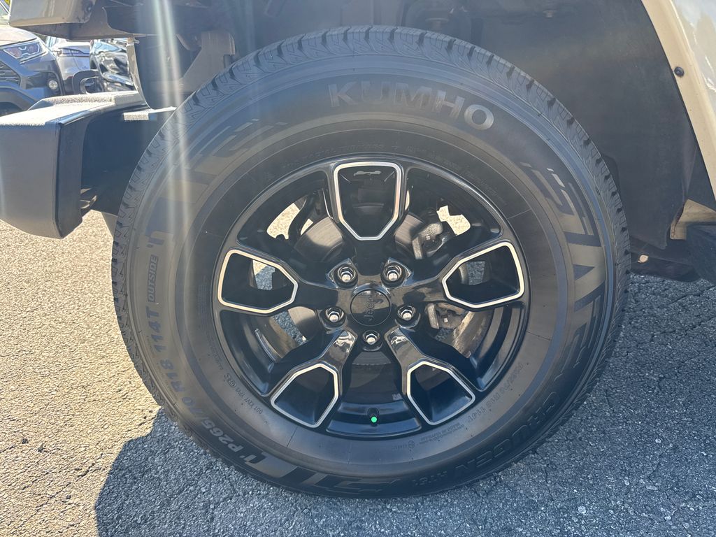 2018 Jeep Wrangler Unlimited Altitude photo 9