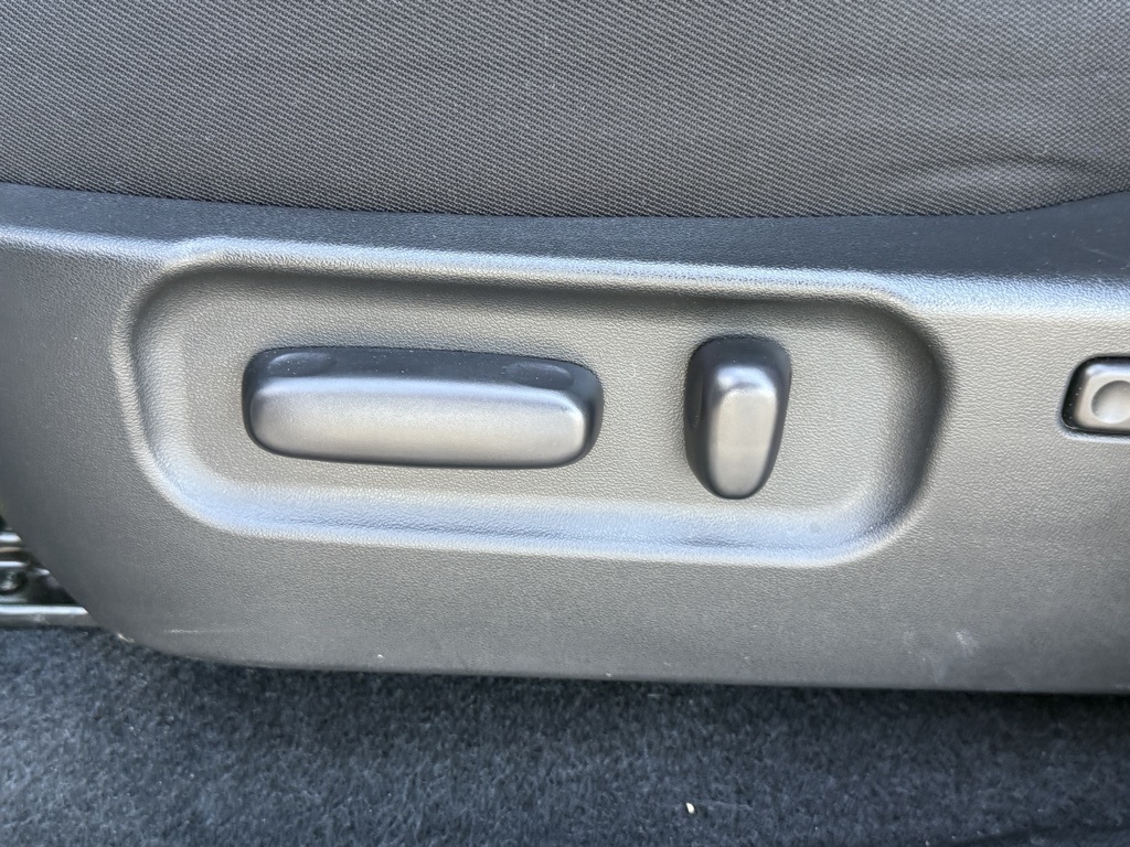 2023 Toyota Tacoma TRD Sport photo 17