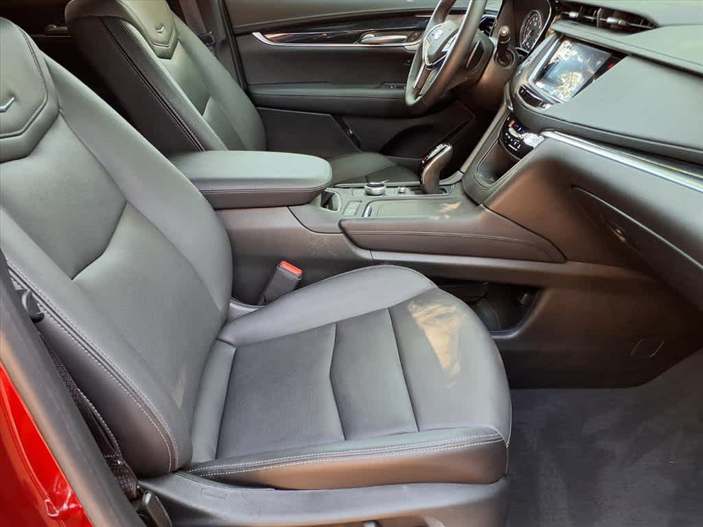 2025 Cadillac XT5 Premium Luxury photo 9