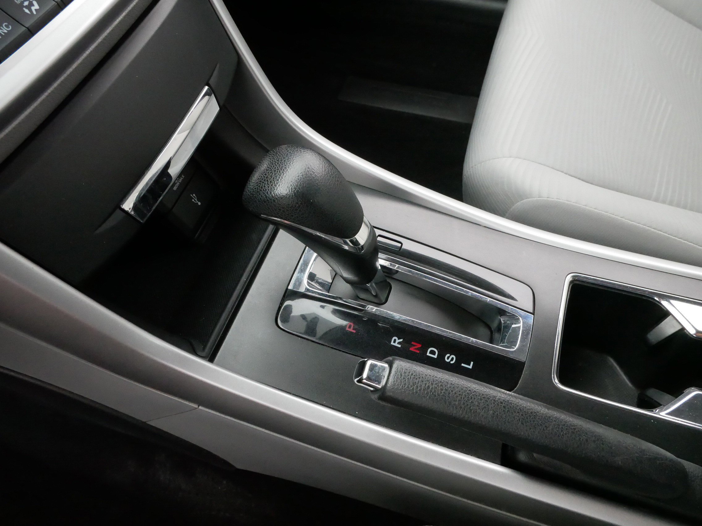 2015 Honda Accord LX photo 21