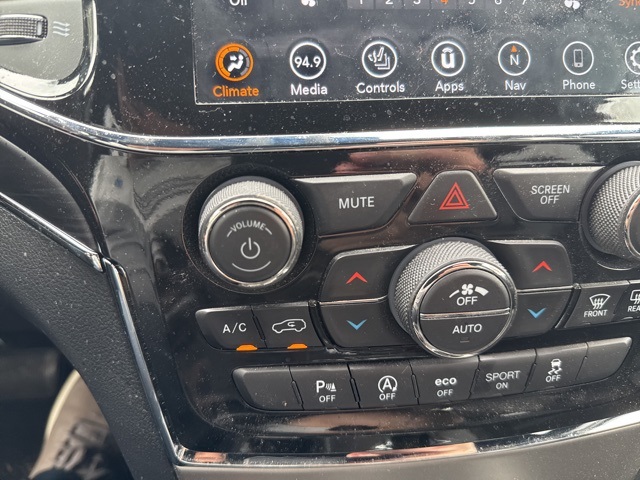 2022 Jeep Cherokee Limited X photo 28
