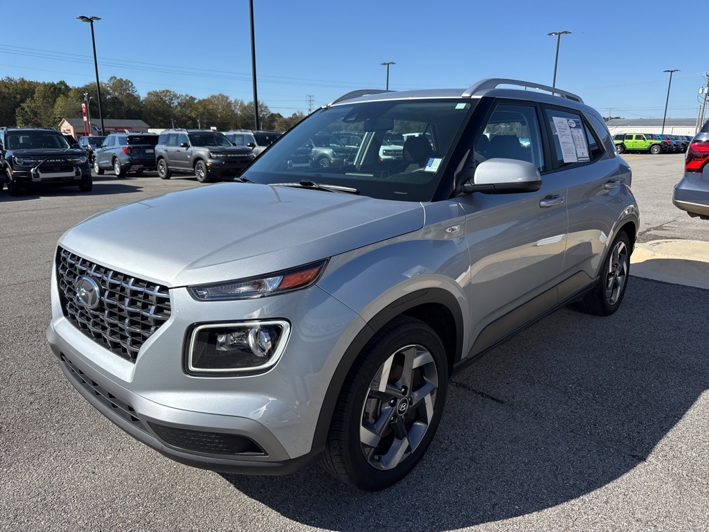 2021 Hyundai Venue SEL Denim photo 4