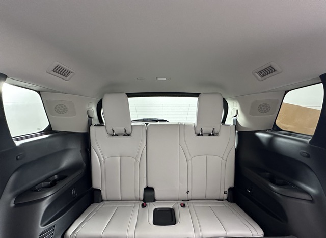 2026 Infiniti QX60 Luxe photo 18