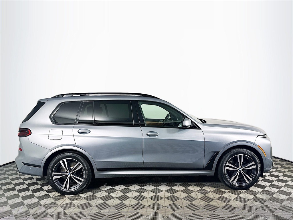 2025 Bmw X7 xDrive40i photo 4