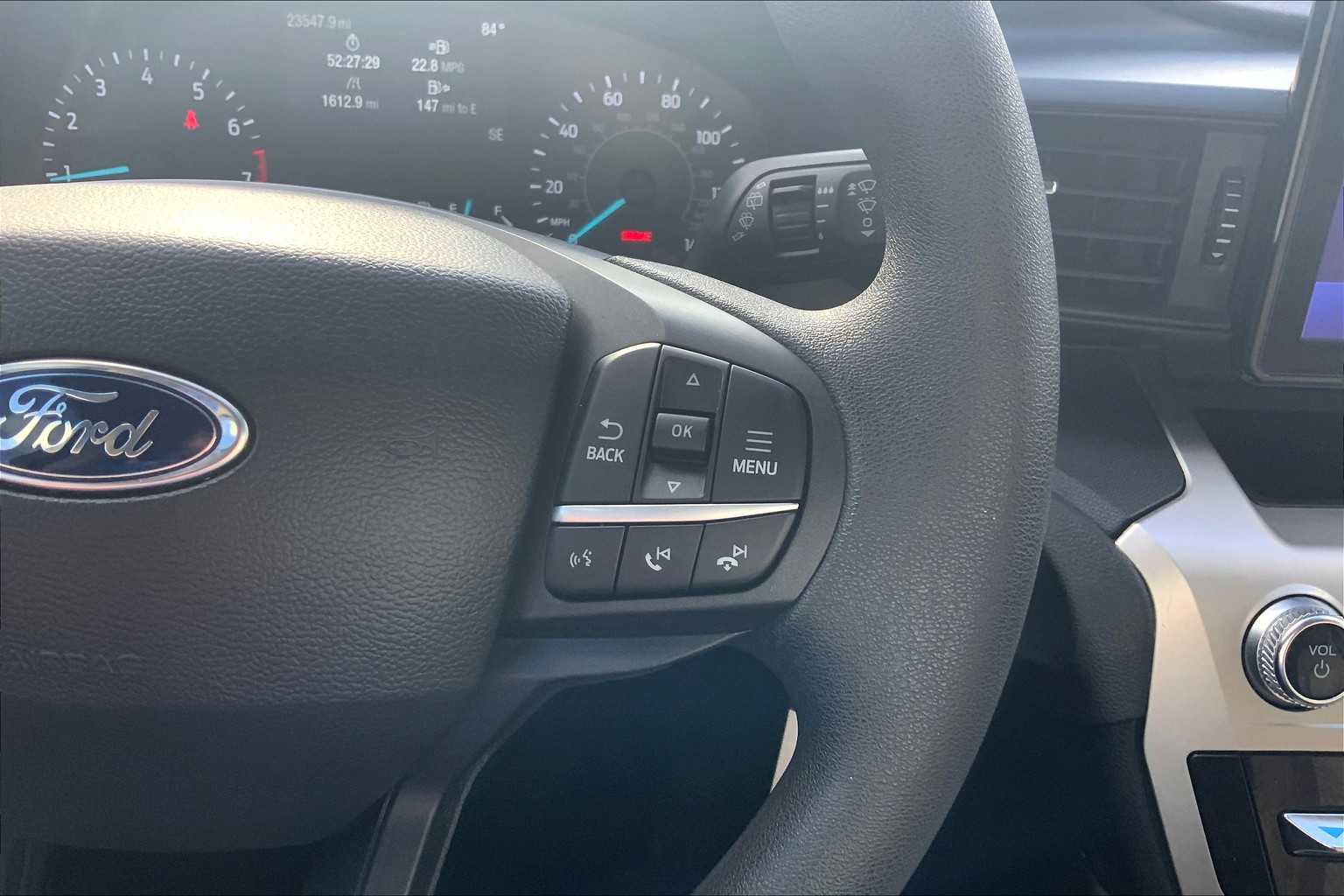 2022 Ford Explorer Base photo 19