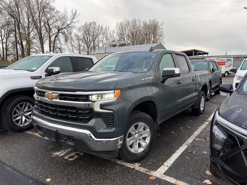 2025 Chevrolet Silverado 1500 LT's photo