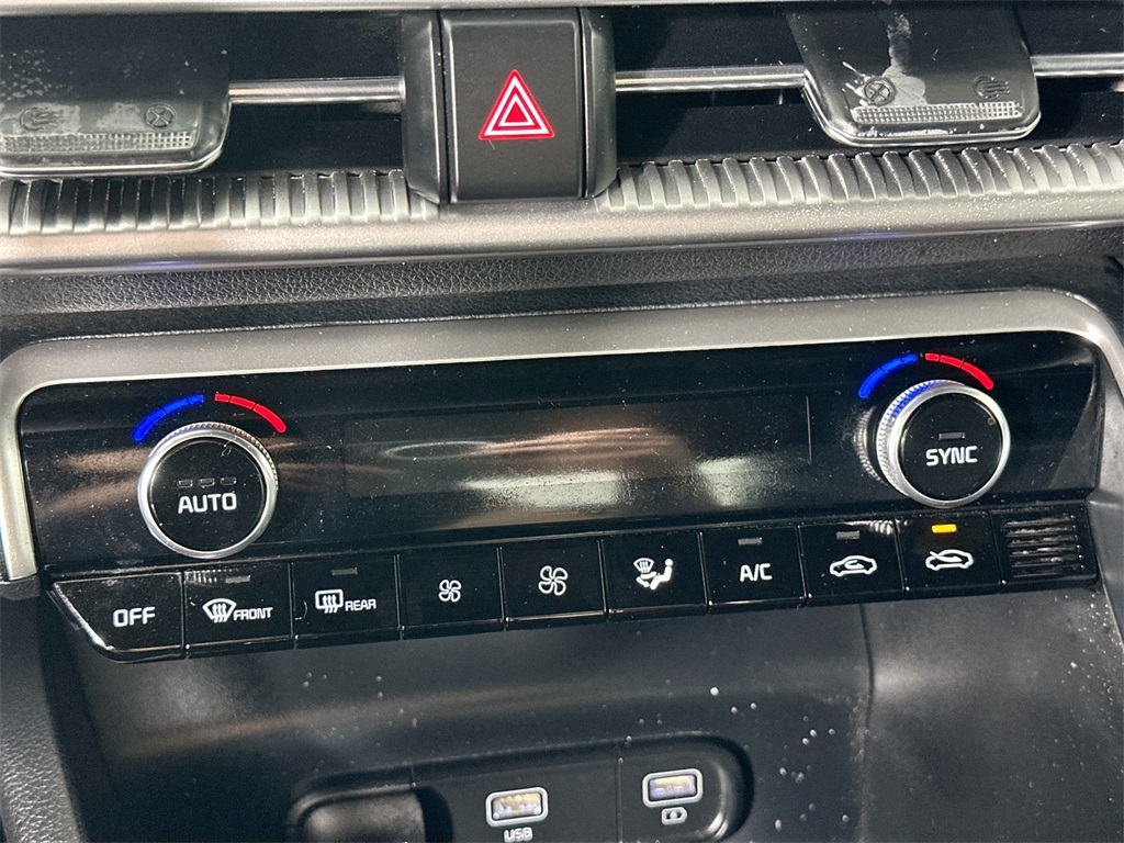 2022 Kia K5 GT-Line photo 18