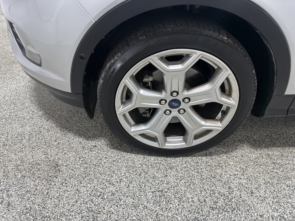 2019 Ford Escape Titanium photo 6