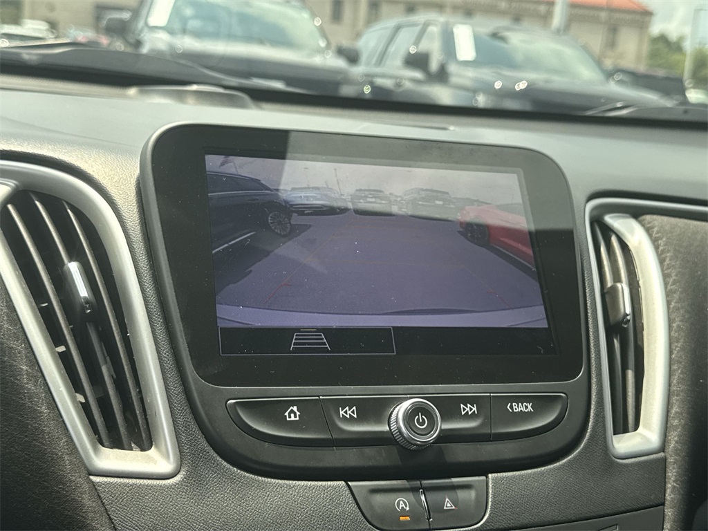 2022 Chevrolet Malibu 1LT photo 23