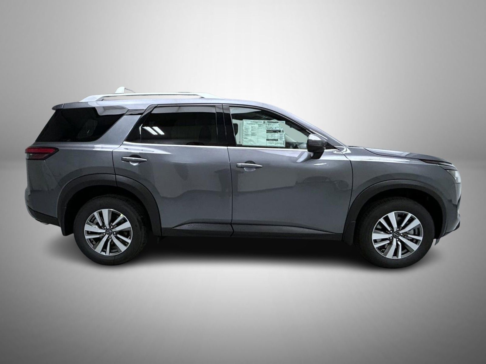 2025 Nissan Pathfinder SL photo 4