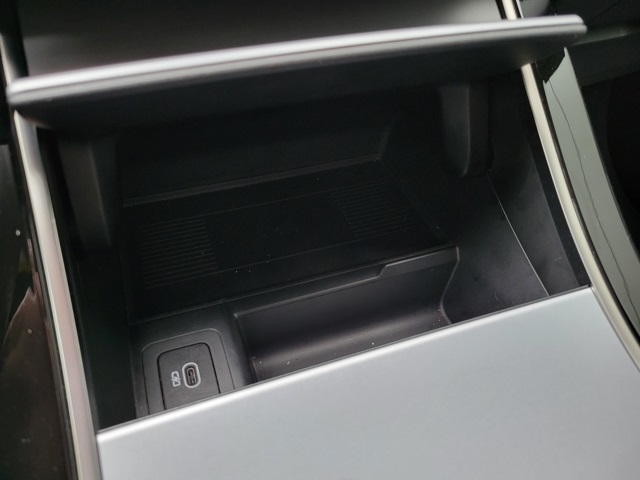 2025 Land Rover Range Rover Evoque S photo 32