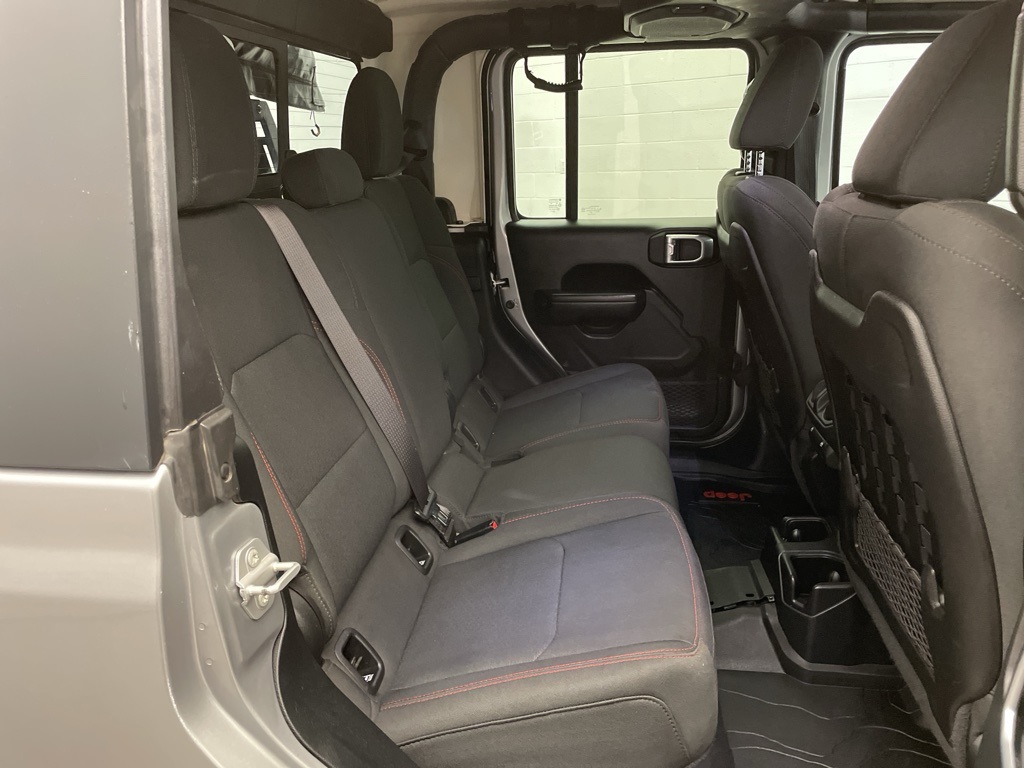 2021 Jeep Gladiator Rubicon photo 24